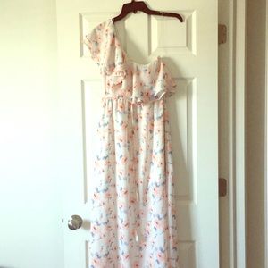 ❤️‍🔥 Flirty fun long one shoulder dress